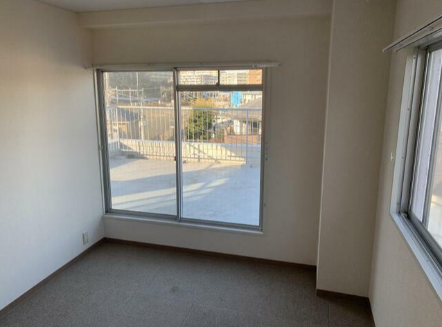 居室・リビング　洋室は