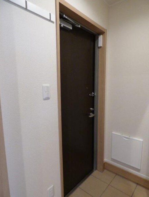 玄関　※別部屋　参考写真