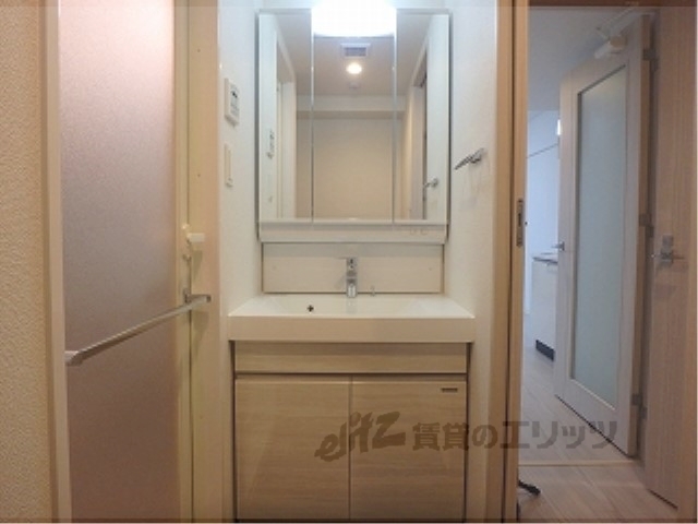 洗面設備　独立洗面台