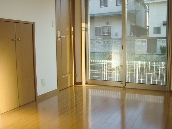 居室・リビング　★明るい居室★