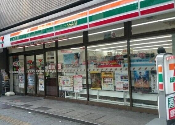 コンビニ　セブンイレブン台東浅草橋3丁目東店（コンビニ）まで127m