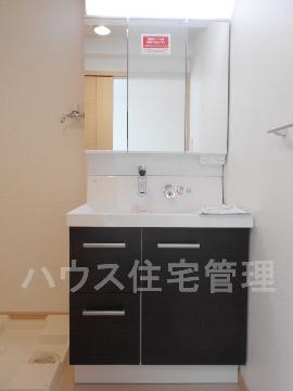 洗面設備　洗髪洗面化粧台