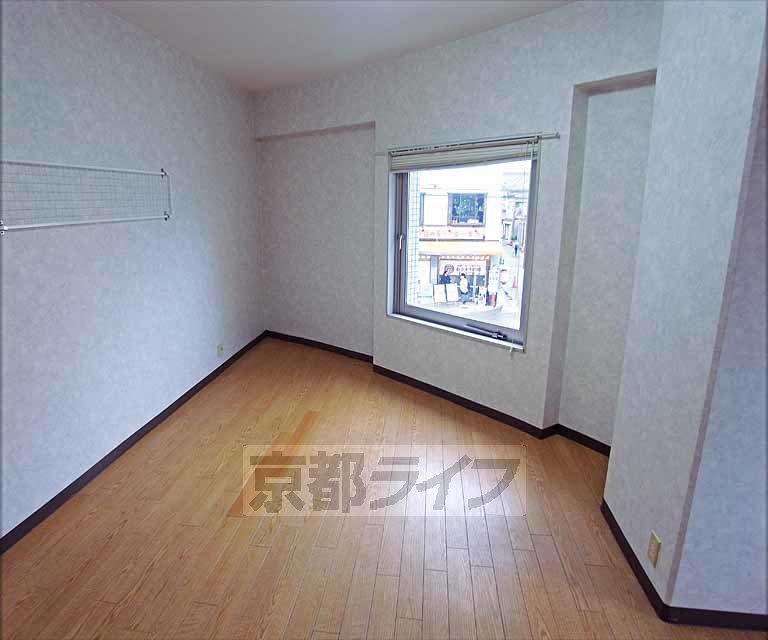 居室・リビング　お部屋です