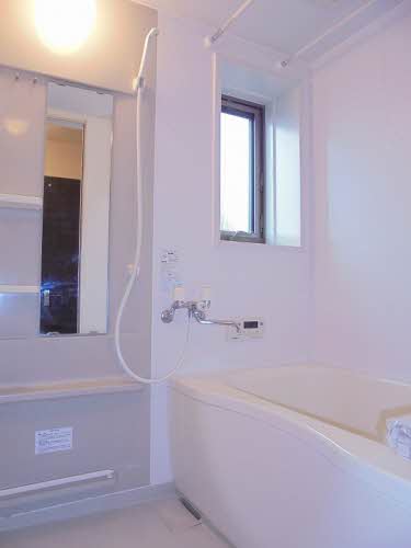 バス・シャワールーム　反転間取り写真