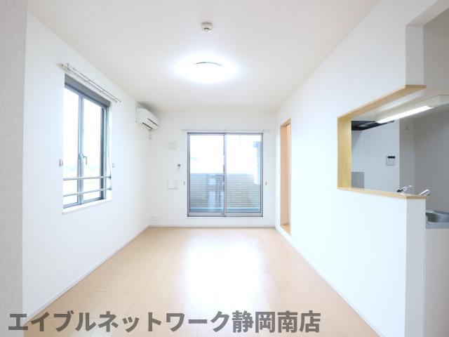 居室・リビング　使いやすいリビングです