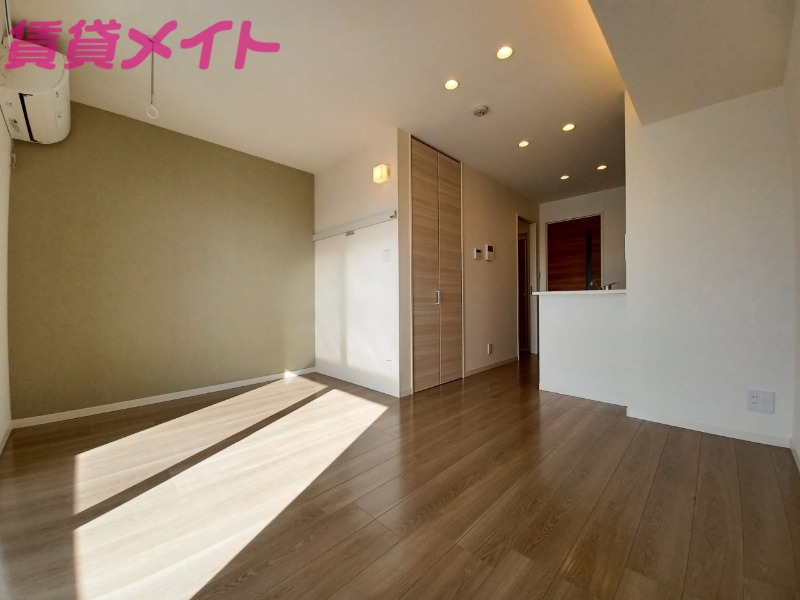 居室・リビング　※同型別部屋写真