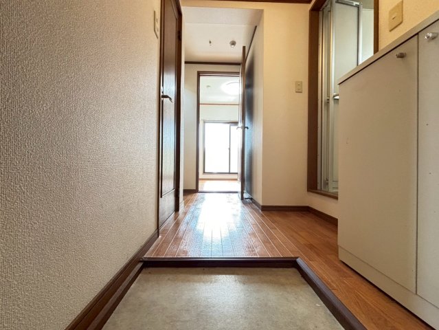 玄関　詳細は、RISUMO江坂本店までお問合せください♪