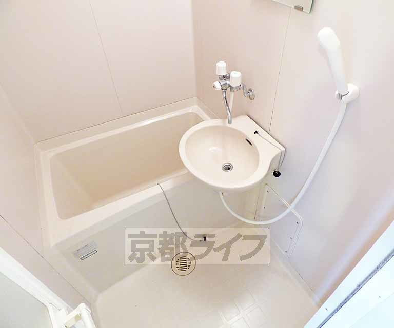 バス・シャワールーム　浴室です。