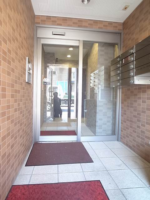 エントランス　エントランス