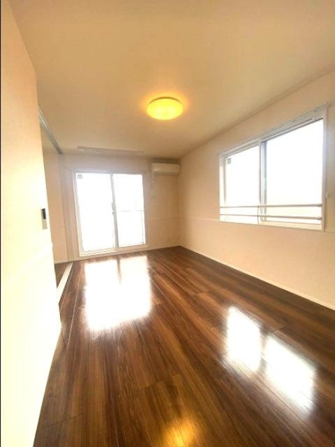 居室・リビング　※同建物別部屋写真となります※