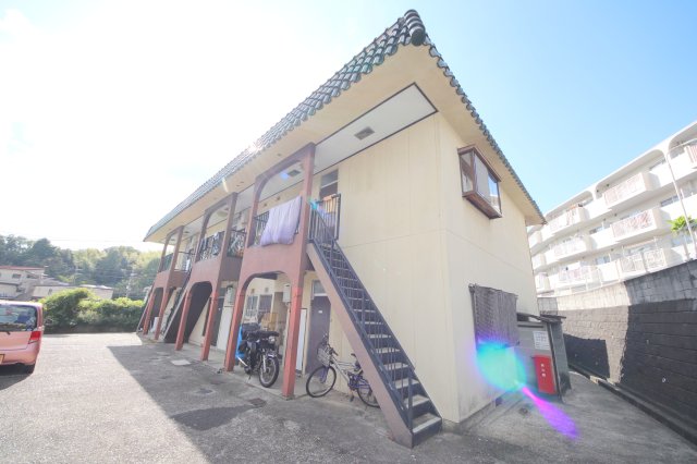三輪マンションの外観写真