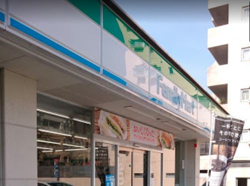 コンビニ　ファミリーマート 上荻青梅街道店（コンビニ）まで246m