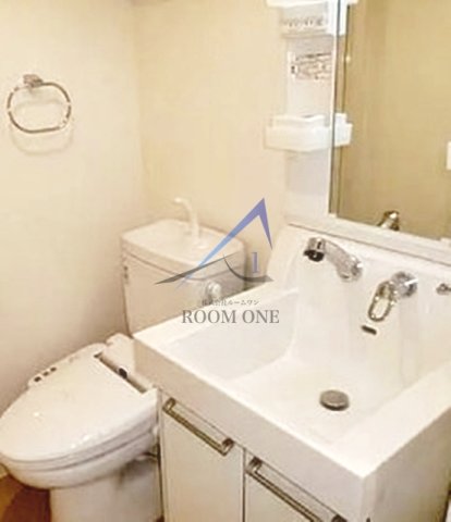 洗面設備　洗面台です。