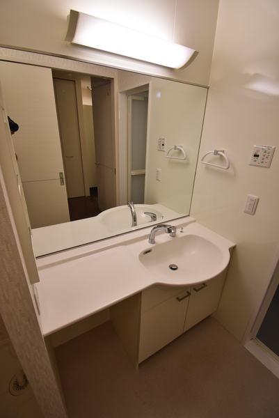 洗面設備　同仕様写真