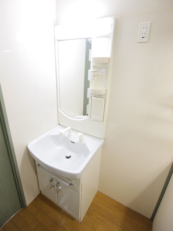 その他　洗濯機置場が室内です。