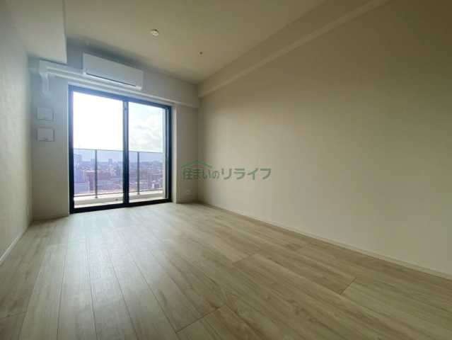 居室・リビング　間取り同じ　※反転写真※