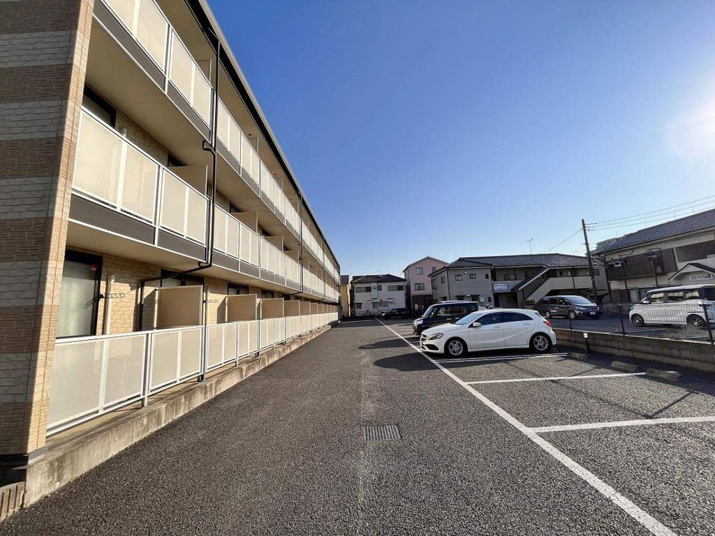 駐車場　駐車場