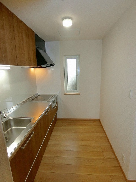 キッチン　人気の独立ＩＨクッキングヒーターです！