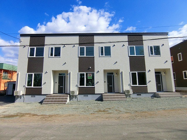 建物外観　☆物件名【メゾン・ド・マリー】とお伝えください！