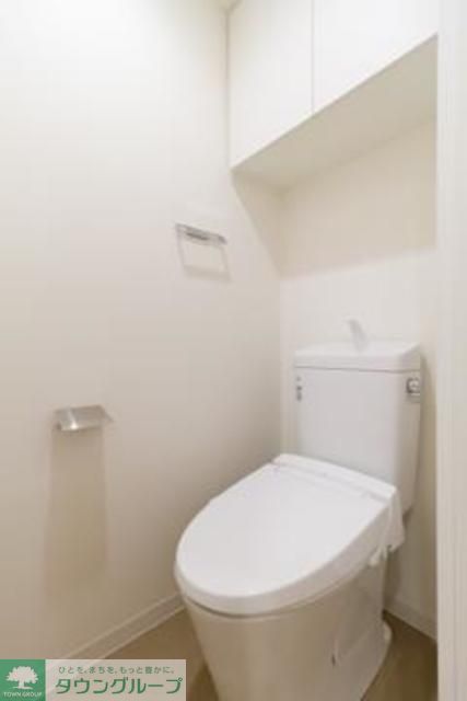 トイレ　※写真は同タイプ住戸です。