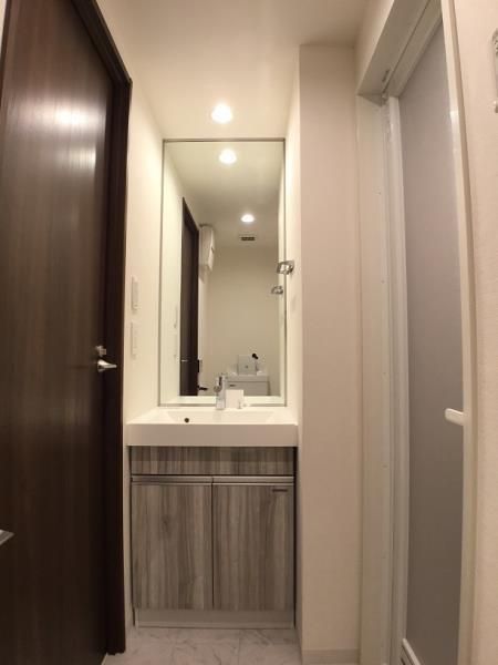 洗面設備　★収納付き、独立洗面台★