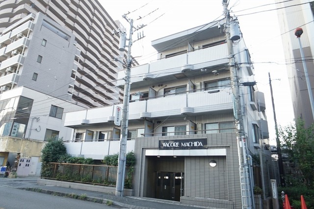 建物外観　※２０２０年１０月撮影