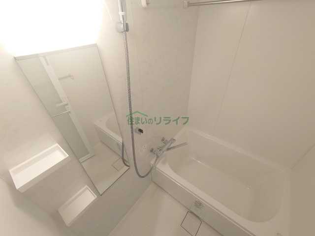 バス・シャワールーム　※参考写真　1404号室（同じタイプ）の写真となります。