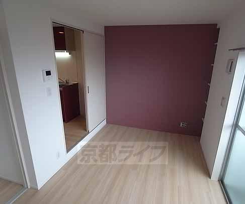 居室・リビング　アクセントクロスがお洒落です！