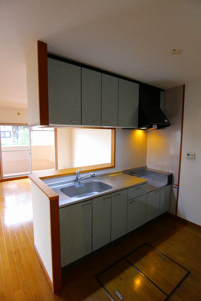 キッチン　キッチン　※別号室参考写真