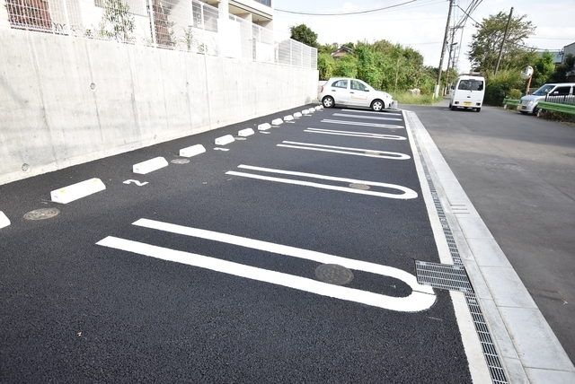 駐車場　★お問い合わせはタウンハウジングまで★