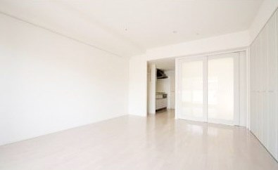 居室・リビング　写真は同タイプ住居です。