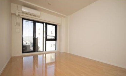 居室・リビング　明るいお部屋ですね♪