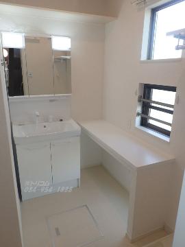 洗面設備　洗髪洗面化粧台