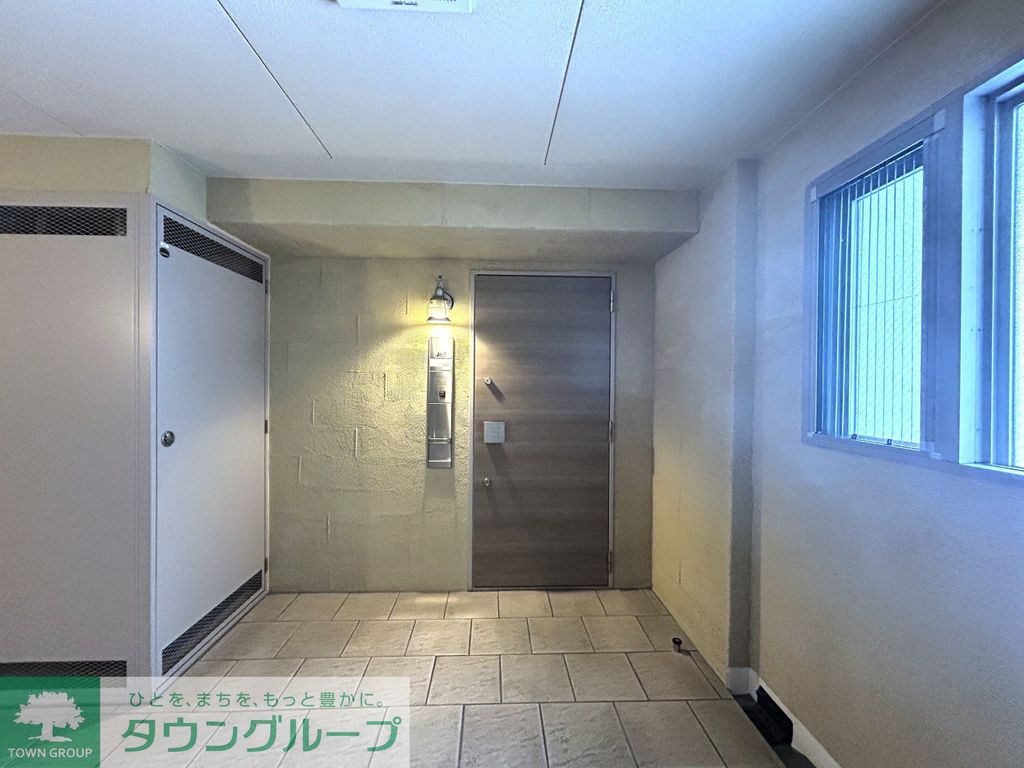 玄関　玄関ポーチ