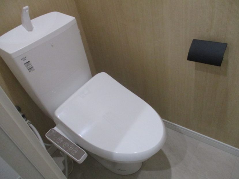 トイレ　トイレもきれいです