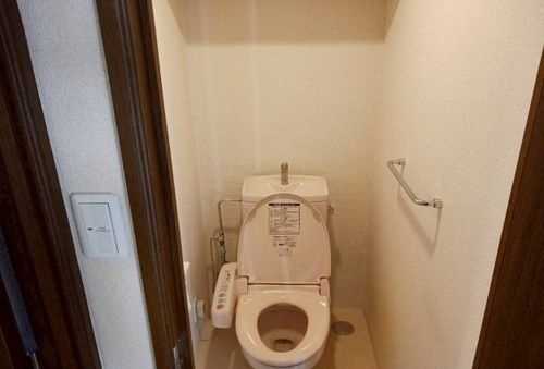 トイレ　シンプルで使いやすいトイレです