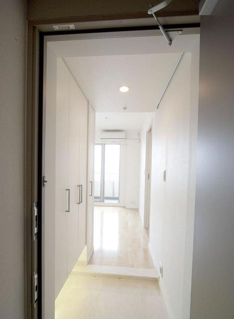 玄関　※写真は同タイプ住戸です。