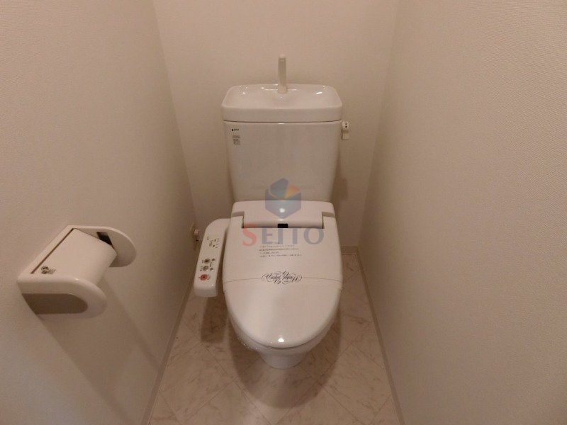 トイレ　同間取　別号室