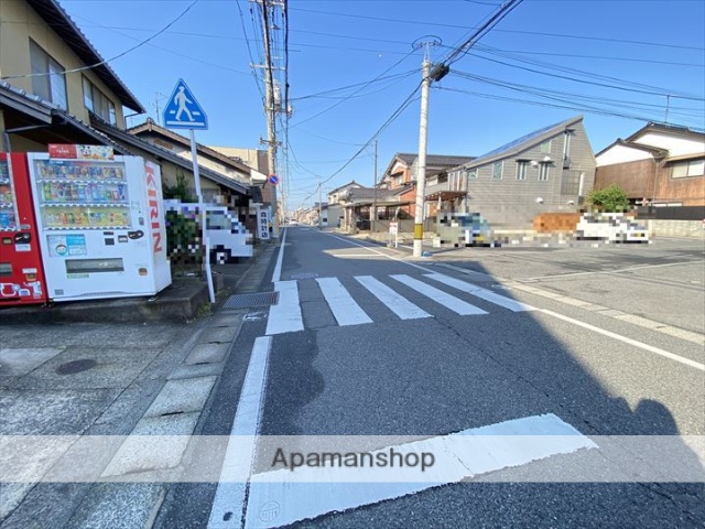 その他　前面道路（その他）まで0m