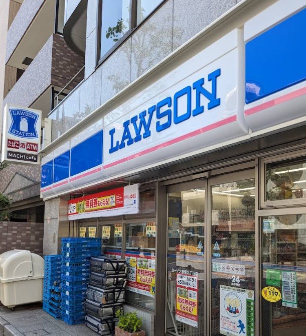 コンビニ　ローソン赤坂九丁目店（コンビニ）まで140m
