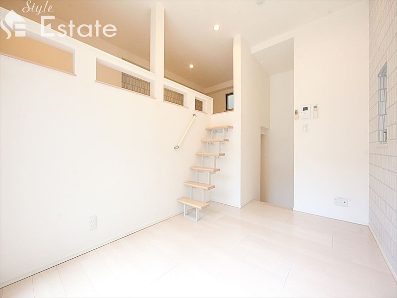 居室・リビング　内装