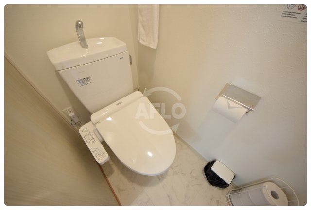 トイレ　FDS　NOVA　温水洗浄便座