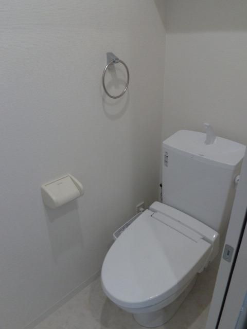 トイレ　洗浄便座付きトイレ