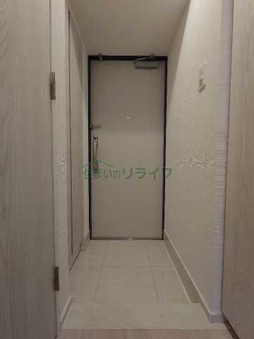 玄関　シーズンフラッツ日暮里EAST