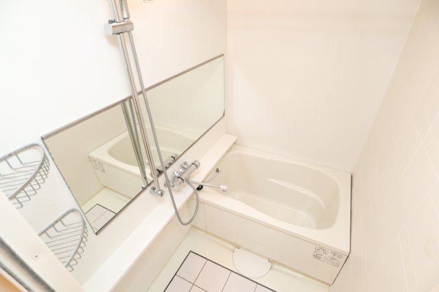 バス・シャワールーム　別号室のものになります。現状優先。