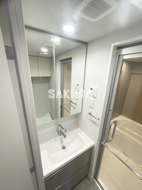 洗面設備　身支度に欠かせない独立洗面台