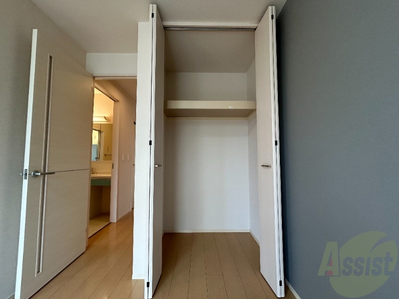 収納　このところ流行りのオープンクローゼットです。