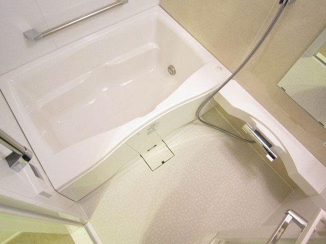 バス・シャワールーム　☆清潔感のあるバスルームでリラックスタイムをどうぞ☆