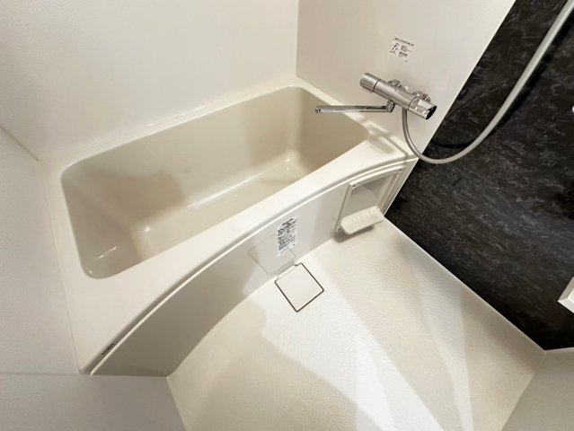 バス・シャワールーム　詳細は、RISUMO江坂本店までお問合せください♪