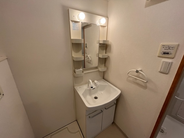 洗面設備　※同施工会社のイメージ写真※